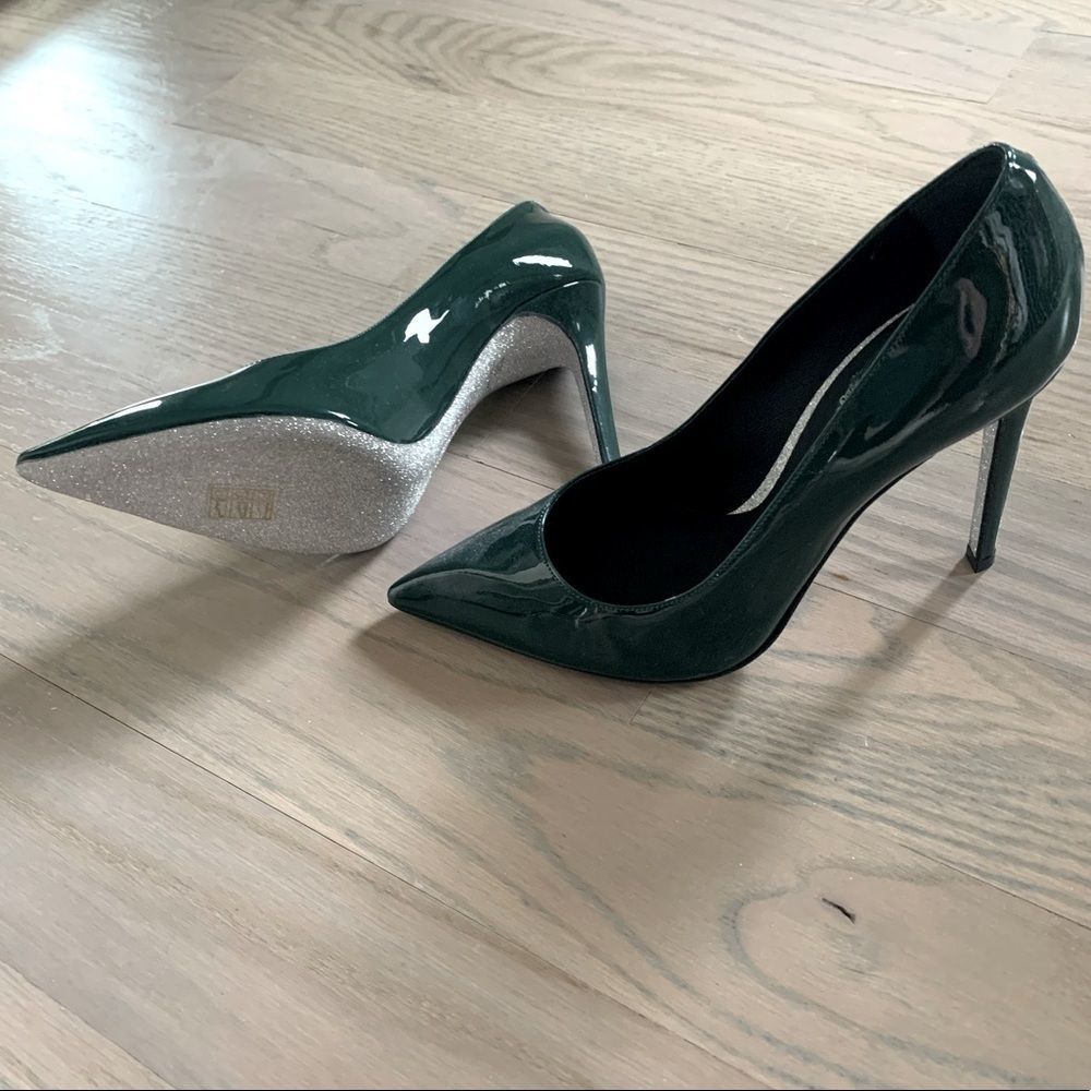 NEW René Caovilla Dark Teal Blue Pumps!
